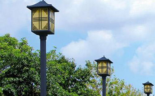 定西庭院灯安装间距与布灯设计全解析